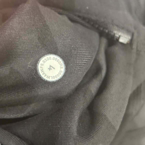 Lululemon NWT Camo Define Jacket - Picture 5 of 5